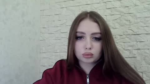 Alice online show from December 4, 7:44 pm