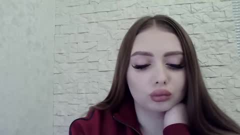 Alice online show from December 5, 2:36 pm