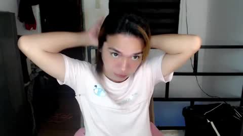 Snapshot of foxyinnocentstar chatting on December 7, 7:21 pm jenny online show from December 7, 7:21 pm