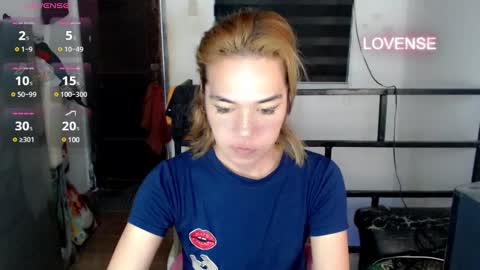 Snapshot of foxyinnocentstar chatting on January 17, 9:39 am jenny online show from January 17, 9:39 am