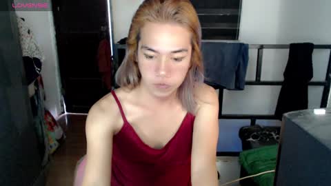 Snapshot of foxyinnocentstar chatting on February 5, 7:07 am jenny online show from February 5, 7:07 am