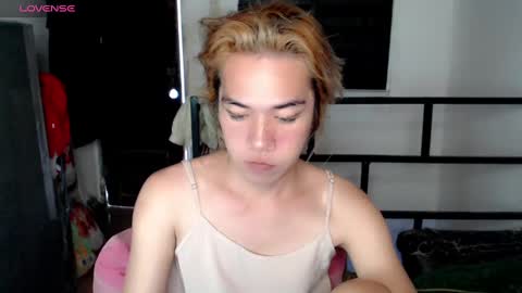 Snapshot of foxyinnocentstar chatting on February 20, 8:28 am jenny online show from February 20, 8:28 am