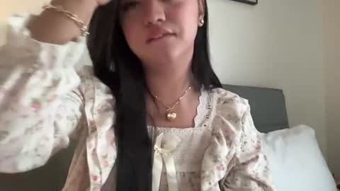 Snapshot of foxyluscious chatting on February 28, 8:37 am Ms Celeste Anne online show from February 28, 8:37 am