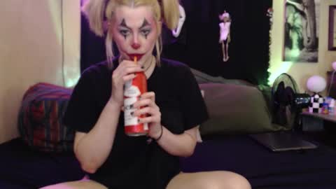 Mallory Koxx online show from November 1, 7:54 am