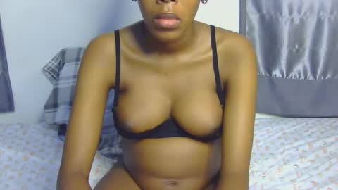 foxypennyy online show from November 9, 9:02 pm