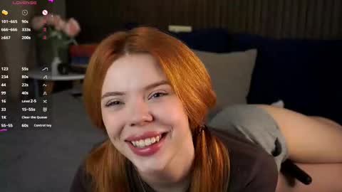 Jane Foxy online show from December 5, 6:33 am