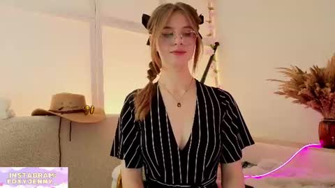foxysecret_ online show from July 19, 7:17 pm