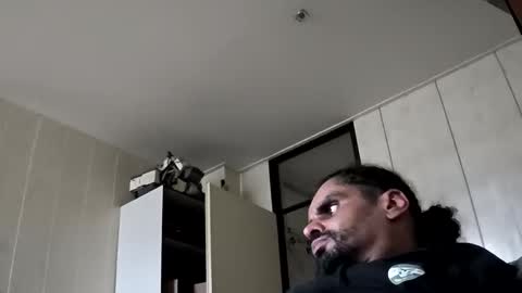 Snapshot of fr11908 chatting on February 12, 3:40 pm fr11908 online show from February 12, 3:40 pm