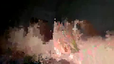 fr989714 online show from April 14, 12:00 pm