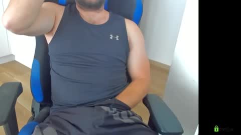 Snapshot of fr_gamer chatting on February 27, 1:49 pm FR Sporty Gamer online show from February 27, 1:49 pm