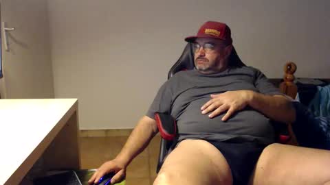 Fraboys online show from March 20, 10:25 pm