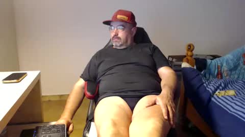 Fraboys online show from April 6, 5:08 am