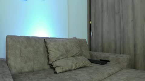 IM FRAIDER online show from November 21, 3:00 pm