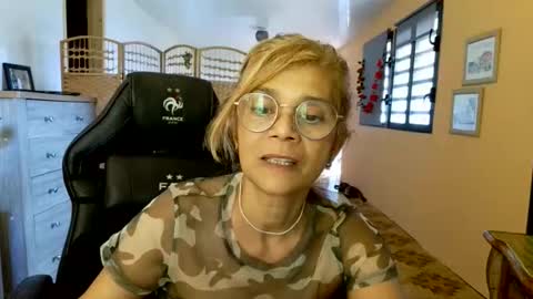 francelune online show from May 24, 9:47 am