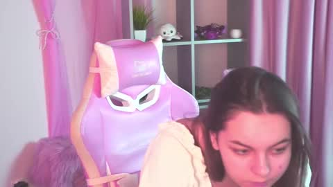 Francesca online show from December 17, 7:58 am