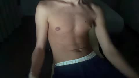 Snapshot of francesco727 chatting on October 8, 10:18 pm francesco online show from October 8, 10:18 pm