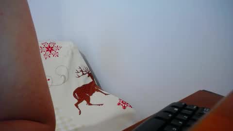 franceskcaa online show from January 8, 8:55 pm