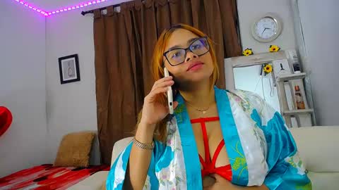 Snapshot of francheska_roa chatting on March 11, 7:03 pm franchesca online show from March 11, 7:03 pm