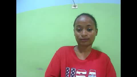 Snapshot of francine925426 chatting on February 3, 1:16 pm francine925426 online show from February 3, 1:16 pm