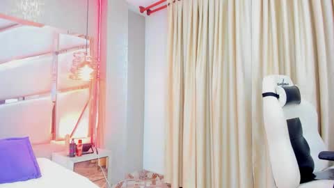 Snapshot of francis_20 chatting on February 27, 1:11 pm francis_20 online show from February 27, 1:11 pm