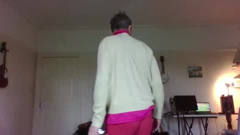 Snapshot of francisdilf chatting on December 8, 12:52 pm francis dilf online show from December 8, 12:52 pm