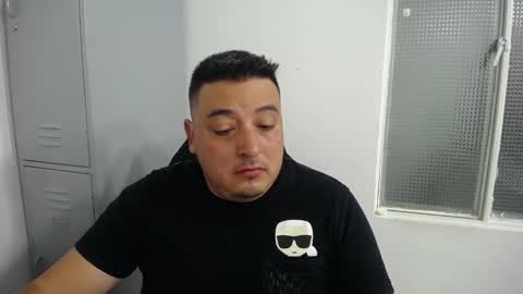 Juan online show from November 6, 11:48 pm