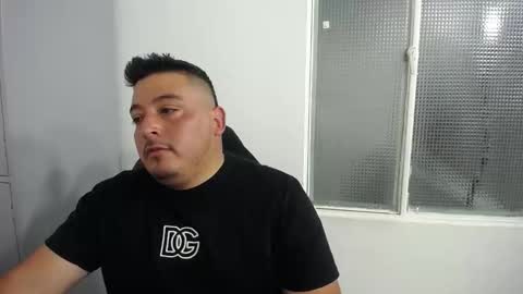 Juan online show from November 18, 12:49 am