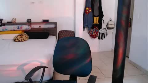 franfinee online show from January 6, 4:54 pm