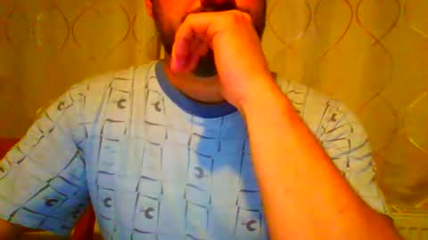 Snapshot of frank84848 chatting on September 29, 8:02 pm Frank online show from September 29, 8:02 pm