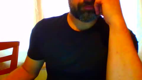 Snapshot of frank84848 chatting on October 6, 8:01 am Frank online show from October 6, 8:01 am