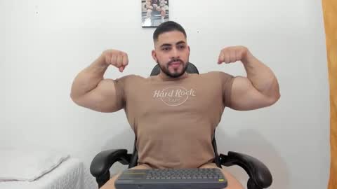 frank_foxx1 online show from October 4, 3:48 am