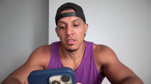 Frank online show from November 20, 7:13 pm