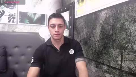 Snapshot of frank_millers chatting on February 13, 9:27 pm Frank online show from February 13, 9:27 pm