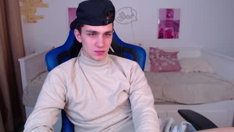 Frank online show from December 16, 3:19 am