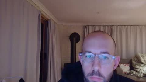 frank_perry2332 online show from May 8, 11:48 am