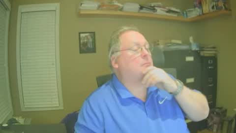 Snapshot of frankie6207 chatting on January 4, 7:03 am frankie6207 online show from January 4, 7:03 am