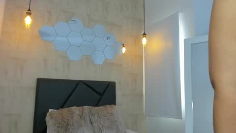 Snapshot of fransheska_mon chatting on March 2, 5:04 pm Fransheska online show from March 2, 5:04 pm