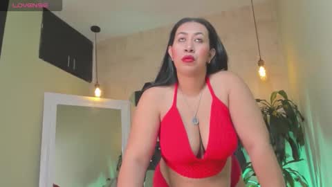 Snapshot of fransheska_mon chatting on February 8, 1:25 pm Fransheska online show from February 8, 1:25 pm