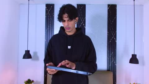 Snapshot of franvill_trato chatting on September 26, 7:29 pm Franvill trato online show from September 26, 7:29 pm