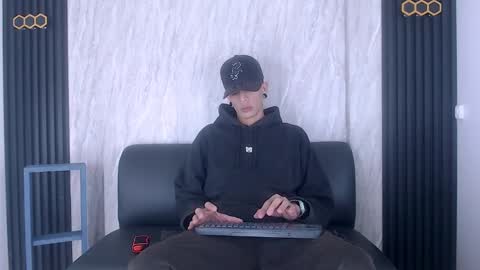 Snapshot of franvill_trato chatting on October 12, 12:04 pm Franvill trato online show from October 12, 12:04 pm