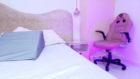 FRANYELY online show from November 9, 7:12 pm