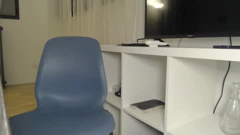 Snapshot of frasalv chatting on December 5, 5:20 pm francescosal online show from December 5, 5:20 pm