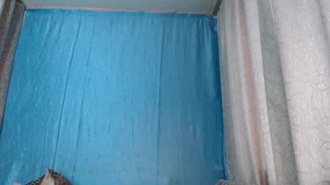 frau_becky online show from December 11, 10:25 am