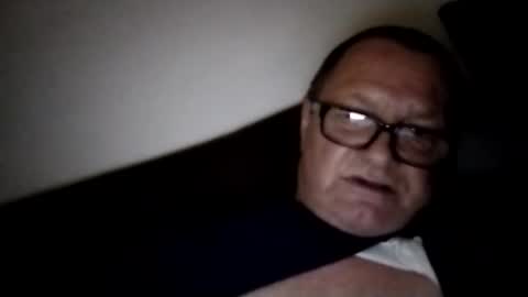 Wolfi online show from October 21, 2:07 pm