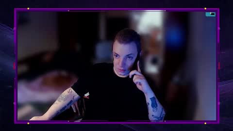 Snapshot of freak_azoid chatting on October 2, 12:23 pm freak_azoid online show from October 2, 12:23 pm