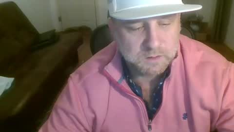 Snapshot of freakpopsickle69 chatting on February 1, 5:17 am poundyouout1969 online show from February 1, 5:17 am