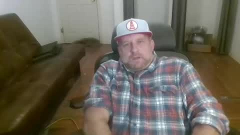 Snapshot of freakpopsickle69 chatting on February 5, 6:40 am poundyouout1969 online show from February 5, 6:40 am