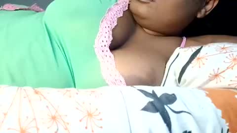 freaky08 online show from December 2, 7:05 pm