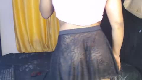 freakyLucy online show from May 9, 6:51 am