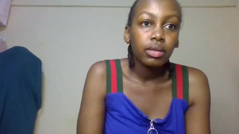 Snapshot of freaky_beauty chatting on July 15, 6:46 pm freaky_beauty online show from July 15, 6:46 pm
